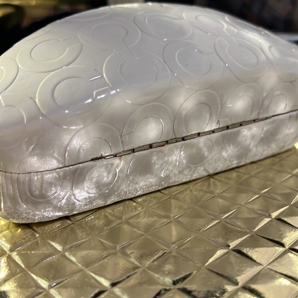Coach Accessories - COACH Eyeglass Hard Case OFF WHITE EMBOSSED SIGNATURE Faux PATENT Leather